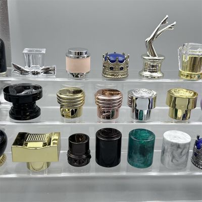 kupować Charakterystyka 5 FEA 15 Wielkość Plastic Perfume Cap For Enhanced Bottle Appearance online manufacture