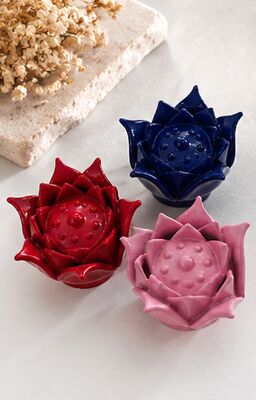kupować Luxury Lotus Flower Zinc Alloy Perfume Bottle Cap z wysokim połyskiem produkcja online