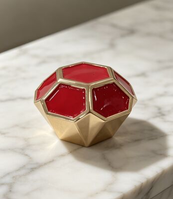 kupować Premium Faceted Hexagonal Zamak Perfume Cap z czerwoną emalią i wykończeniem odpornym na korozję produkcja online