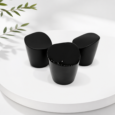 kupować Czarne wykończenie Zamak Perfume Cap z średnicą 15 mm dla luksusowych opakowań zapachowych produkcja online