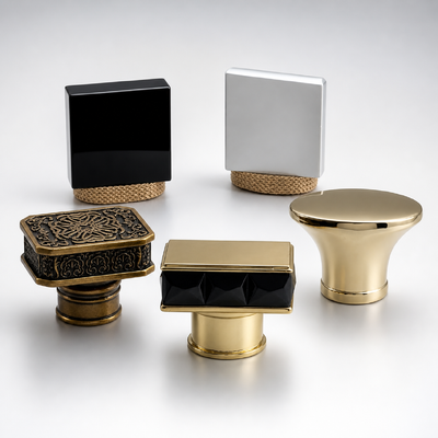 kupować Luxury Square Zamac Perfume Cap Gold Black Silver Hollow Carved Faceted Metal Perfume Bottle Lid Custom Logo For Oud Fragrance produkcja online