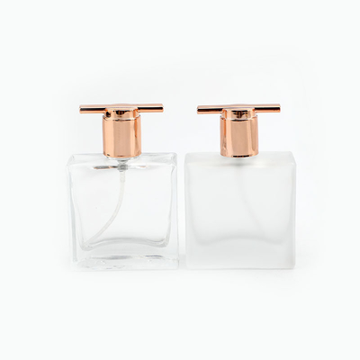 Kwadratowa 30 ml prasowana szklana butelka na perfumy Butelka z tonerem w sprayu Kosmetyki Podpakiet Butelka z próbką