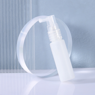 Plastikowa zakrzywiona dysza z 14 zębami Opakowania kosmetyczne Głowica pompy do butelek Zmywacz do makijażu Głowica natryskowa z tonerem