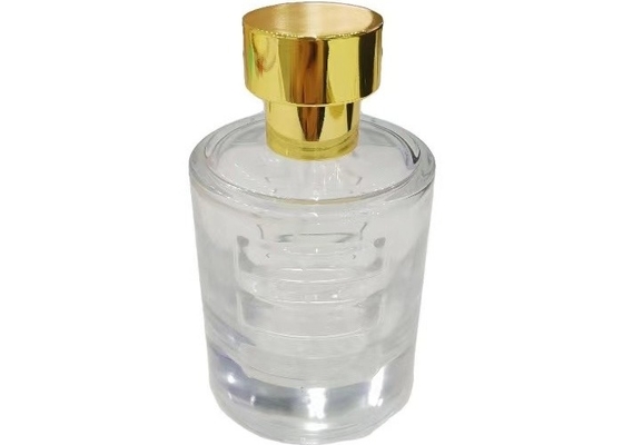 Nowoczesne, stylowe zakrycia butelki z perfumami